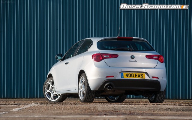 Alfa Romeo Giulietta Business Edition 2015 Widescreen Picture #2 Alfa Romeo Giulietta Business Edition 2015 Widescreen Picture #2